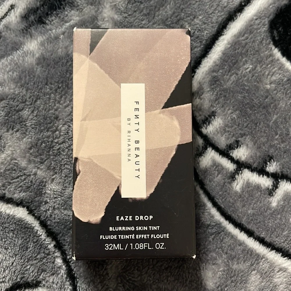 Fenty 13 Eaze Drop Blurring Skin Tint